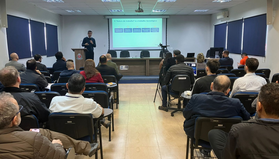 Ipem-SP recebe palestra sobre priorização de projetos